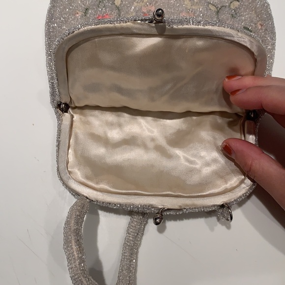 Vintage Beaded Handbag - Picture 5 of 6